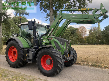 Traktor FENDT 718 Vario