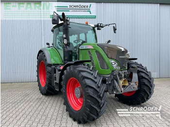 Traktor FENDT 720 Vario
