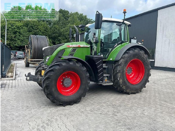 Traktor FENDT 724 Vario