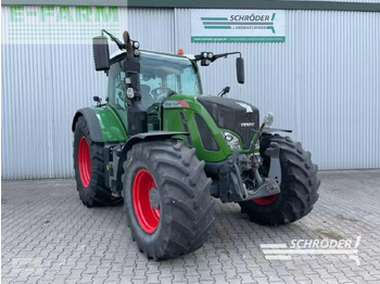 Traktor FENDT 724 Vario
