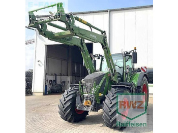 Traktor FENDT 724 Vario