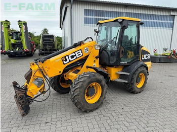 Kolový nakladač JCB TM220