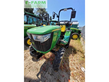 Traktor JOHN DEERE 3038E