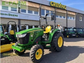 Traktor JOHN DEERE
