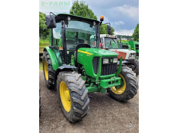 Traktor John Deere 5075 e: obrázek 2