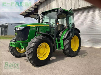 Traktor John Deere 5075 m: obrázek 3