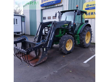 Traktor JOHN DEERE 6100
