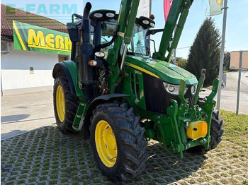 Traktor JOHN DEERE 6100M