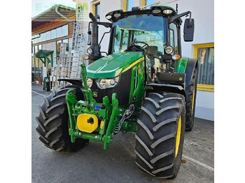 Traktor John Deere 6120m: obrázek 3