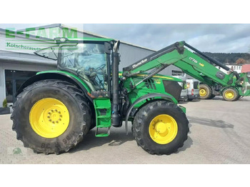 Traktor JOHN DEERE 6210R