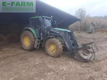Traktor JOHN DEERE 6630