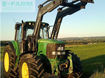 Traktor JOHN DEERE 6820