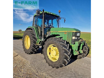 Traktor JOHN DEERE 6900
