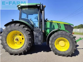 Traktor JOHN DEERE 7230R