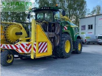 Sklízecí řezačka John Deere 8400i stalkbuster: obrázek 5