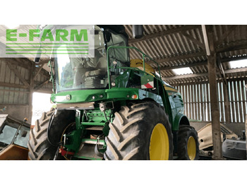 Sklízecí řezačka JOHN DEERE 8600