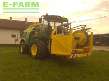 Sklízecí řezačka JOHN DEERE 8600