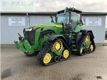 Traktor JOHN DEERE