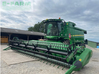 Sklízecí mlátička JOHN DEERE T660