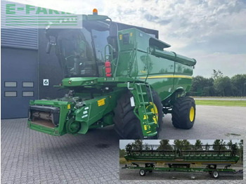 Sklízecí mlátička JOHN DEERE S790