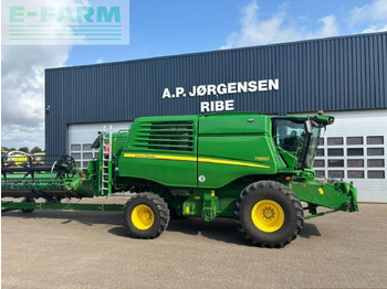 Sklízecí mlátička JOHN DEERE T660