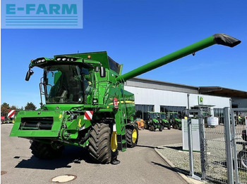 Sklízecí mlátička JOHN DEERE T560