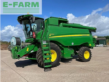 Sklízecí mlátička JOHN DEERE T670