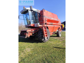 Sklízecí mlátička MASSEY FERGUSON
