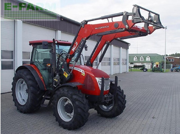 Traktor McCORMICK