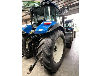 Traktor New Holland t 5.105 electro command: obrázek 4