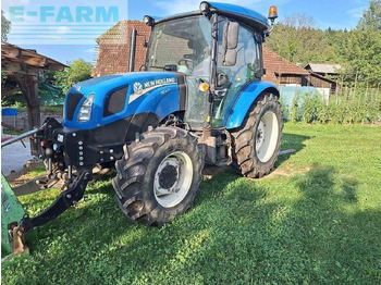 Traktor NEW HOLLAND T4.75