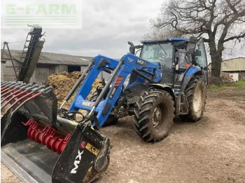 Traktor NEW HOLLAND T6