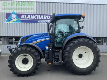 Traktor NEW HOLLAND T6