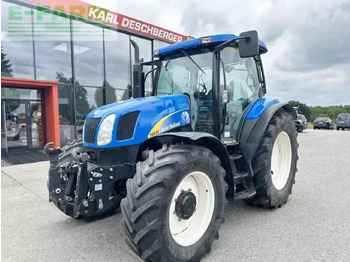 Traktor NEW HOLLAND T6020