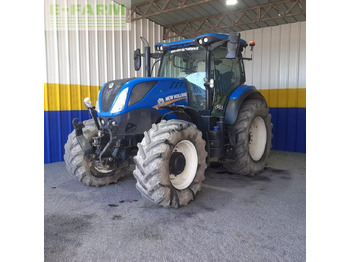 Traktor NEW HOLLAND T7
