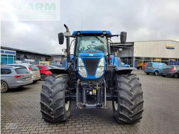Traktor New Holland t7.220 ac: obrázek 2 Traktor New Holland t7.220 ac: obrázek 2