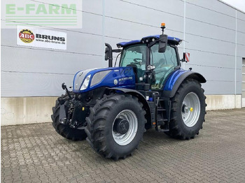 Traktor NEW HOLLAND T7.270