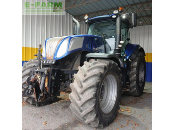 Traktor NEW HOLLAND T8