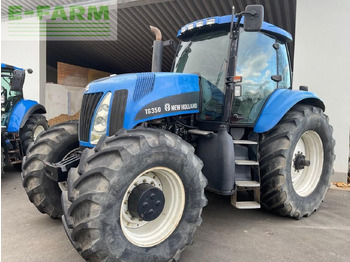 Traktor NEW HOLLAND