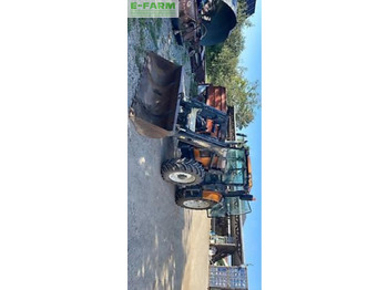 Traktor RENAULT Ares