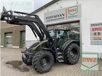 Traktor Valtra g135 v schlepper: obrázek 2