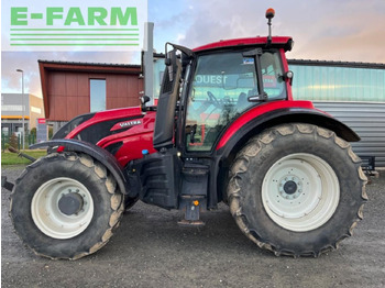 Traktor VALTRA T144