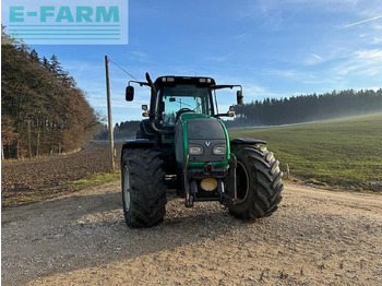 Traktor VALTRA T151