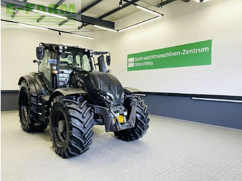 Traktor VALTRA T-series
