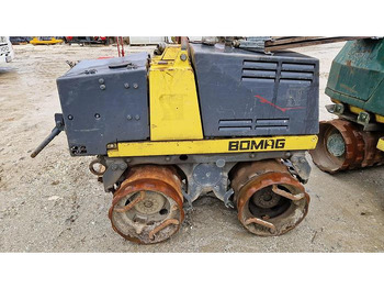 Válec BOMAG