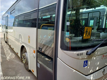 Školní autobus IRISBUS