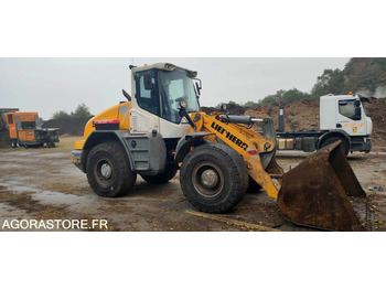 Nakladač LIEBHERR