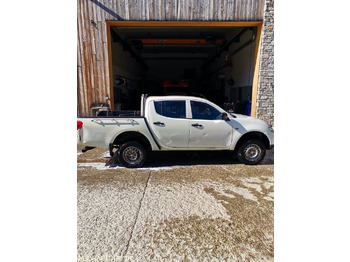 Pick-up MITSUBISHI L200