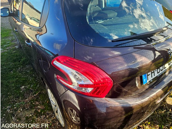 Osobní auto PEUGEOT