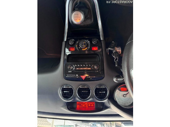 Osobní auto Peugeot 308 1.6 THP 16v 200ch GTi 5p: obrázek 5 Osobní auto Peugeot 308 1.6 THP 16v 200ch GTi 5p: obrázek 5